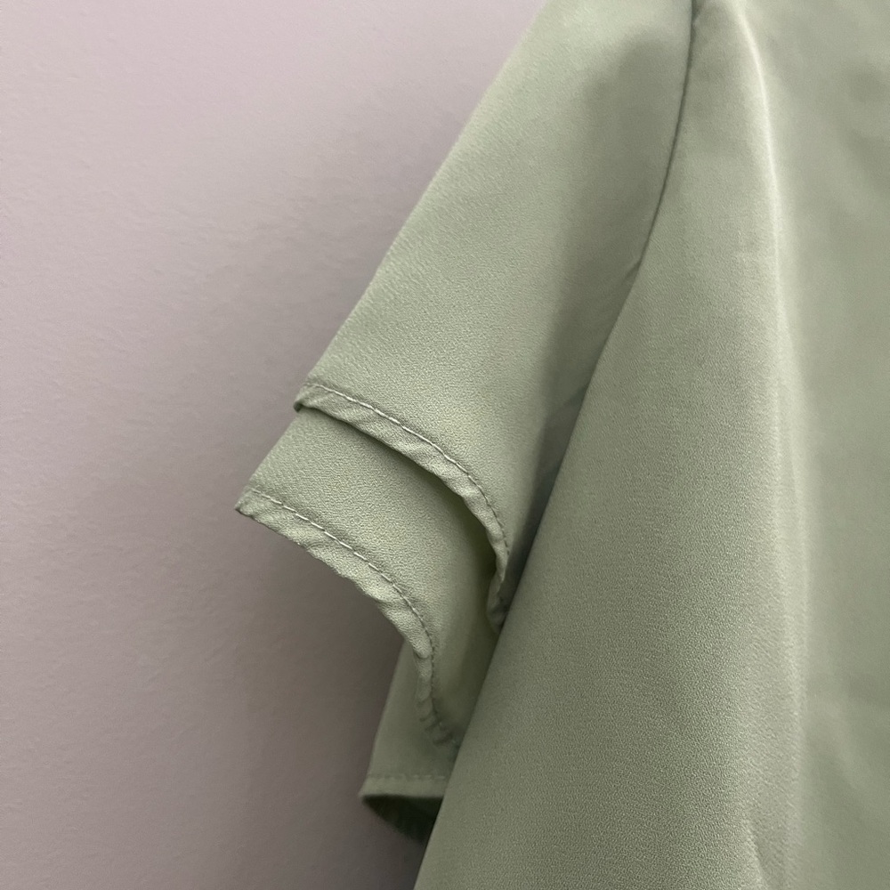 Layered split sleeve solid top XS - Picture 8 of 9